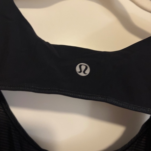 Lululemon Run Righteous Tank (black size 8) - Picture 5 of 7